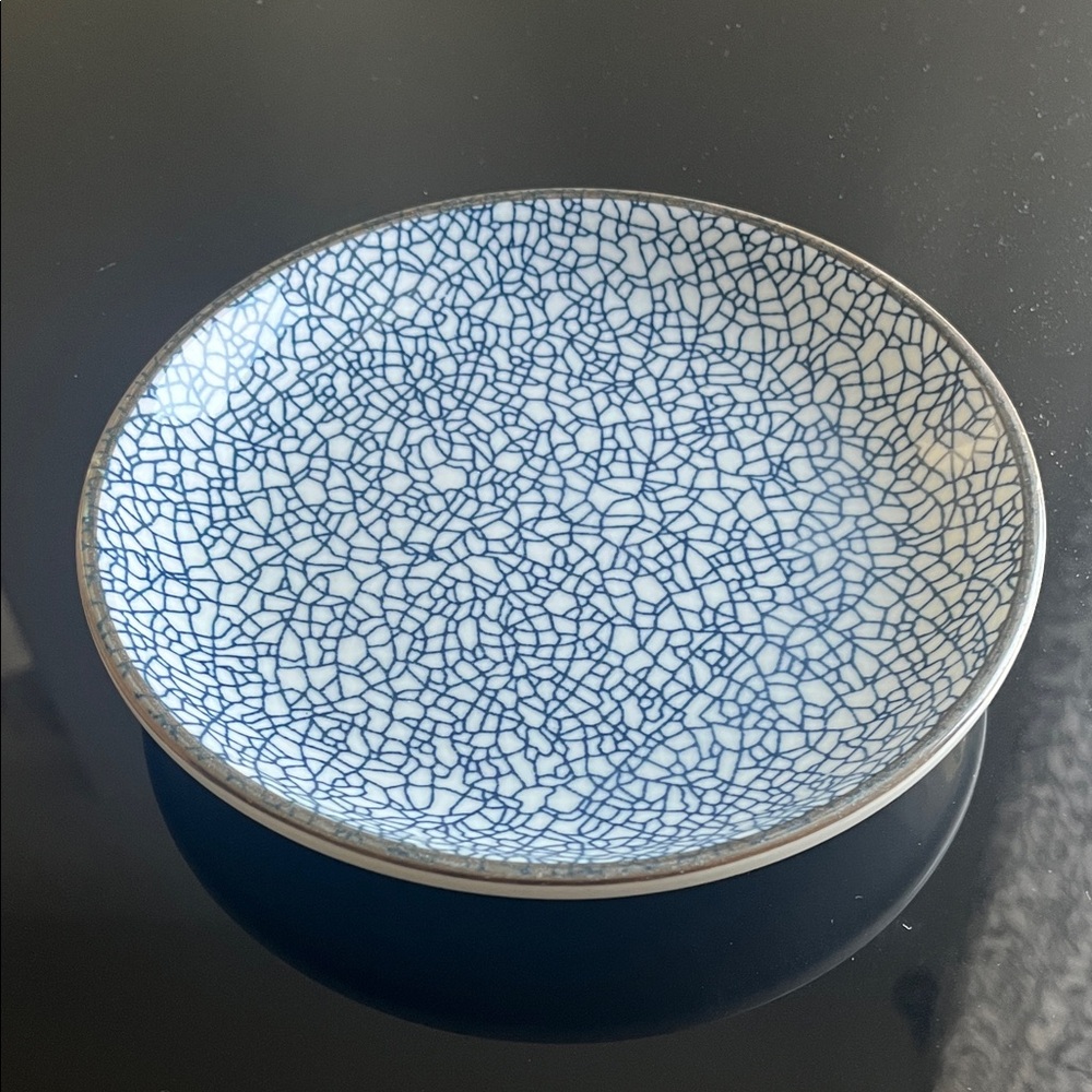Artisan Japanese Dinnerware Set - Picture 2 of 3